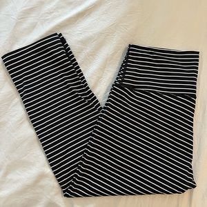 Women’s size 10 Lululemon leggings